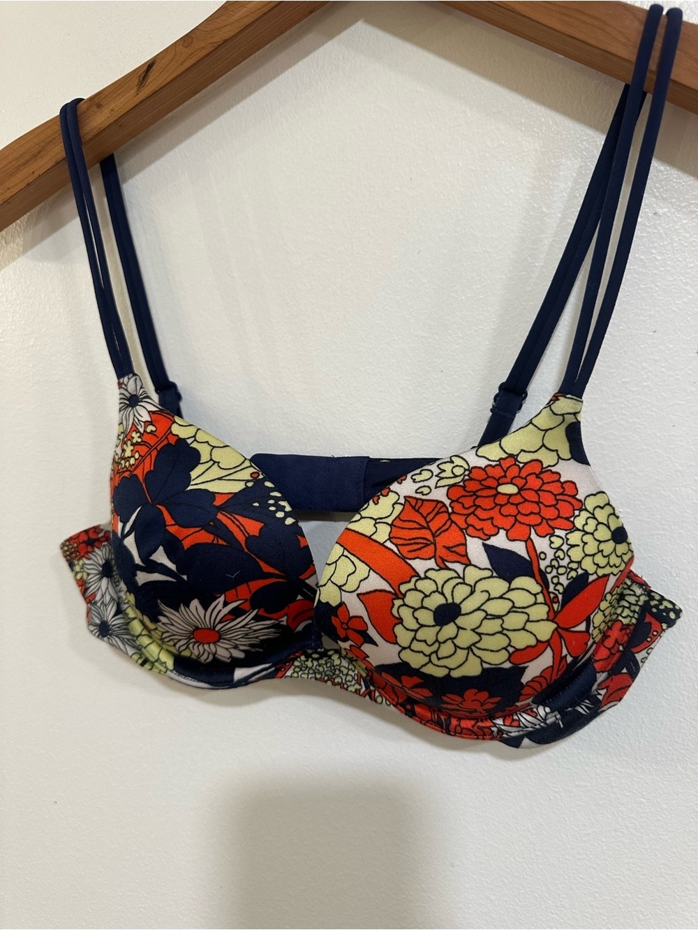 Victorias Secret Very Sexy Push-Up Bra Women’s Size 34A Navy Blue Floral - Picture 2 of 6